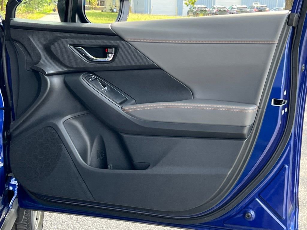 New 2025 Subaru Crosstrek 2.5i Limited image 8