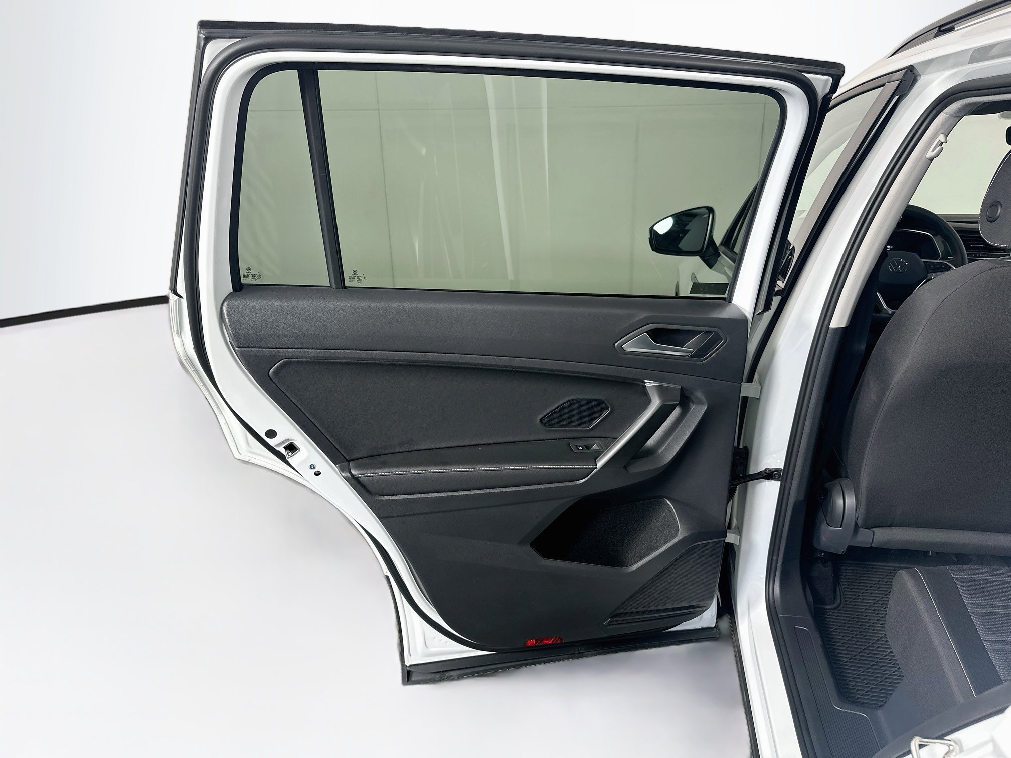 Used 2023 Volkswagen Tiguan S FWD image 24