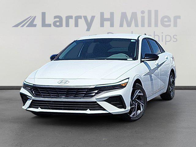 New 2025 Hyundai Elantra SEL FWD image 1
