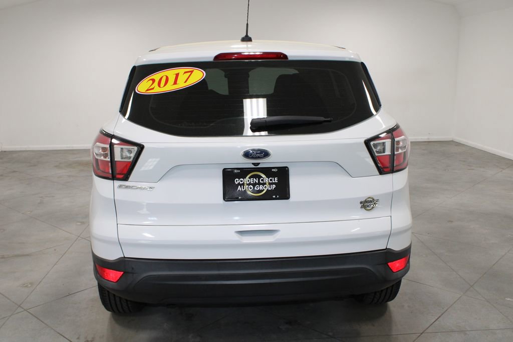 Used 2017 Ford Escape S image 9
