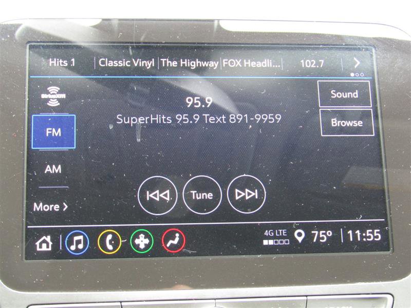 Used 2022 Chevrolet Malibu LT image 19