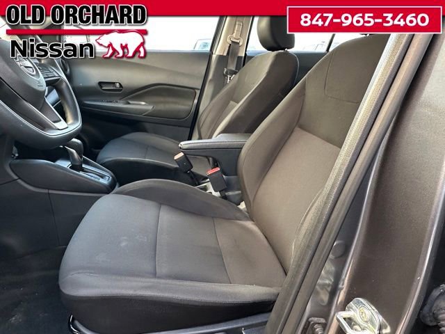Used 2023 Nissan Kicks S FWD image 10