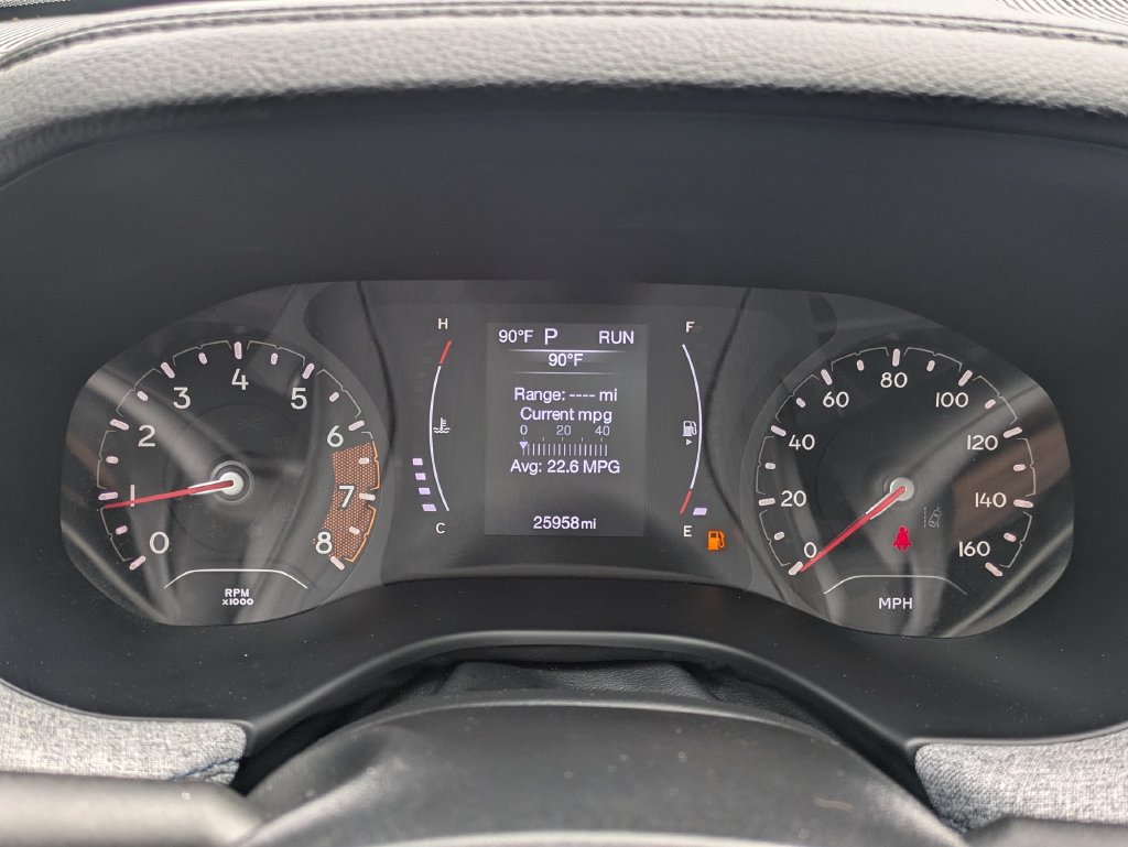 Used 2022 Jeep Compass Latitude FWD image 23