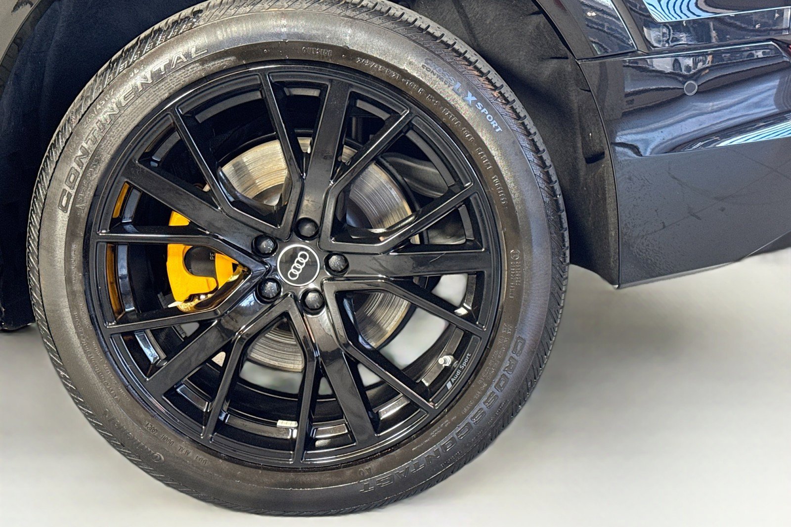 Used 2022 Audi e-tron Chronos w/ Chronos Package image 29