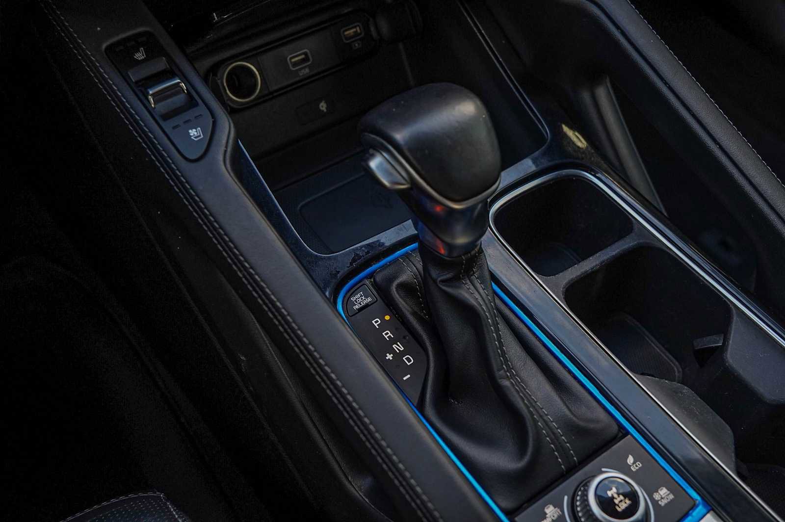 Certified 2022 Kia Telluride SX w/ SX Prestige Package image 21