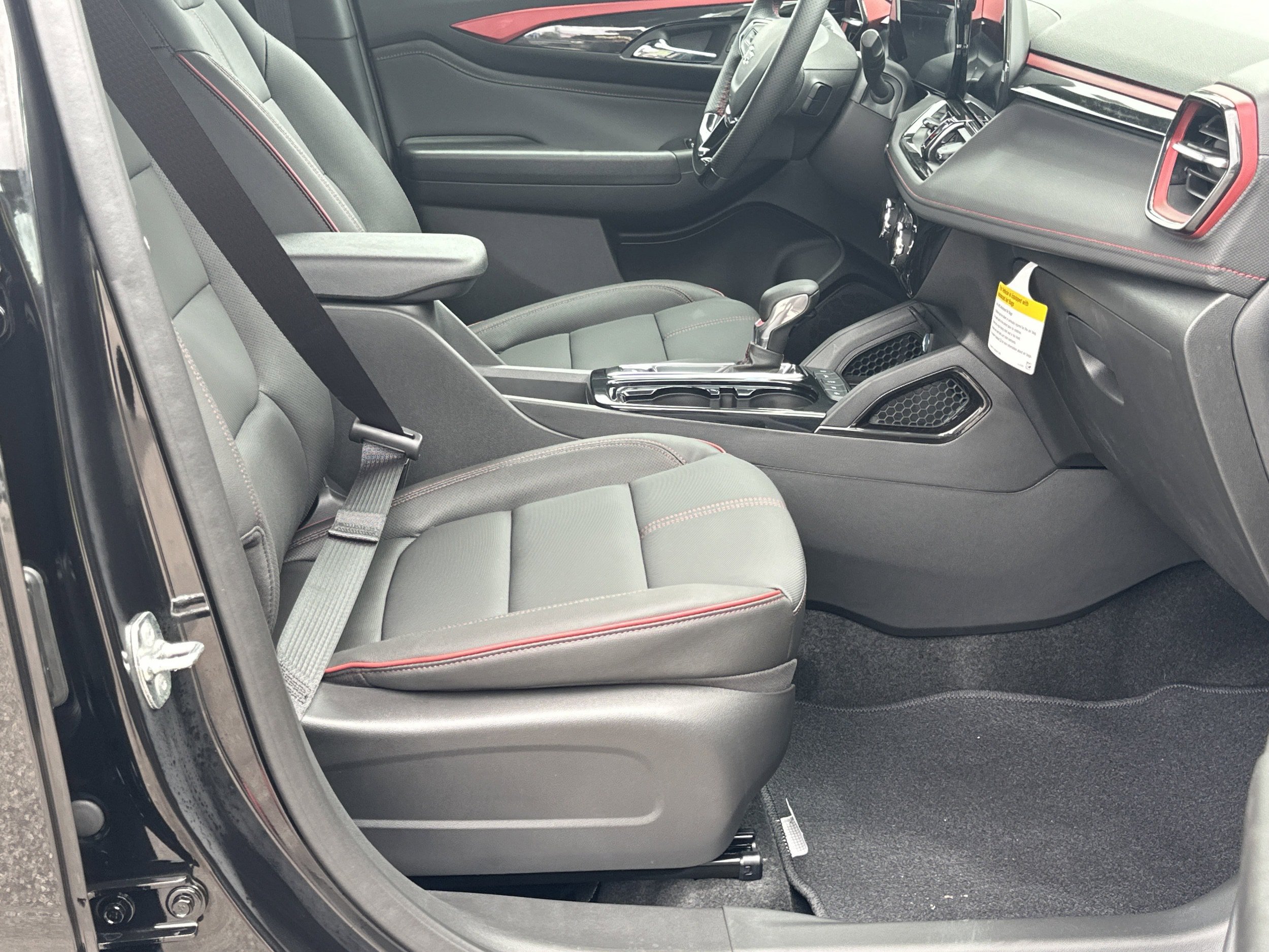 New 2026 Chevrolet TrailBlazer RS w/ Driver Confidence Package FWD image 13