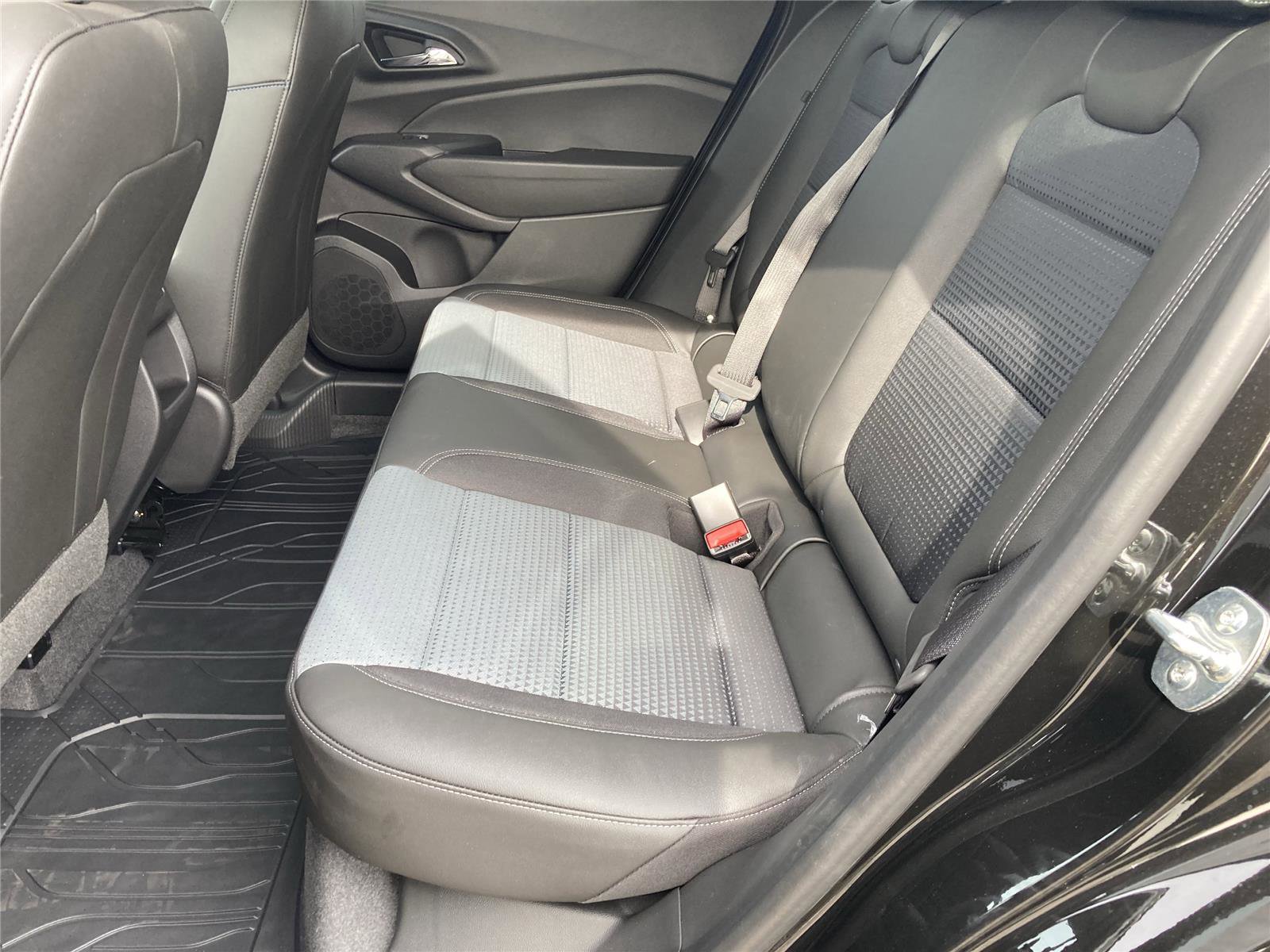 New 2026 Chevrolet Trax LT w/ Driver Confidence Package image 16