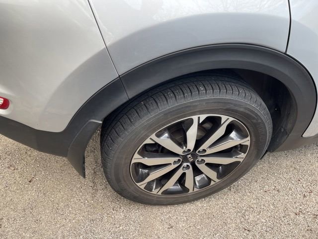 Used 2017 Kia Sportage EX image 8