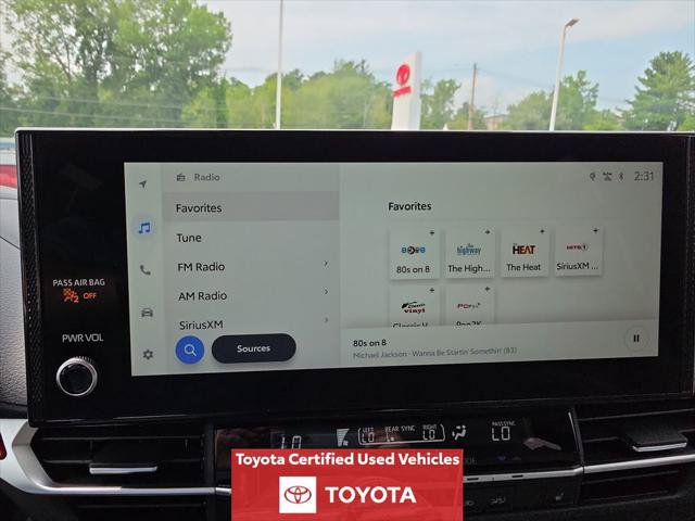 Certified 2025 Toyota Sienna XLE w/ XLE Plus Package AWD/4WD image 18