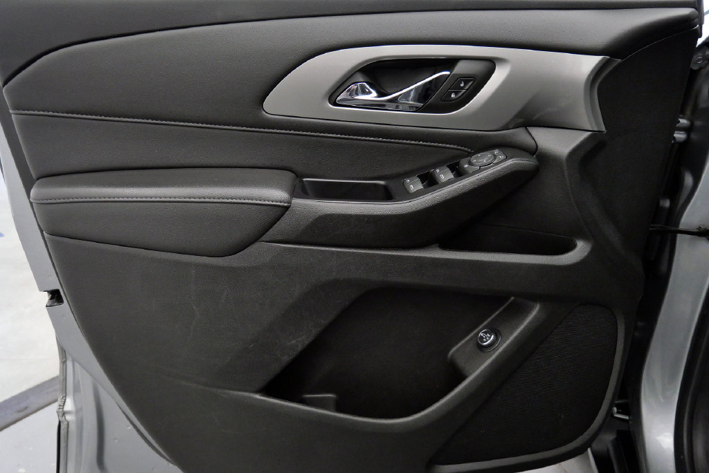 Used 2023 Chevrolet Traverse LT w/ LPO, Floor Liner Package AWD/4WD image 13