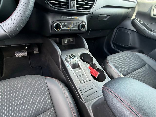 New 2025 Ford Escape ST-Line w/ Equipment Group 301A FWD image 18