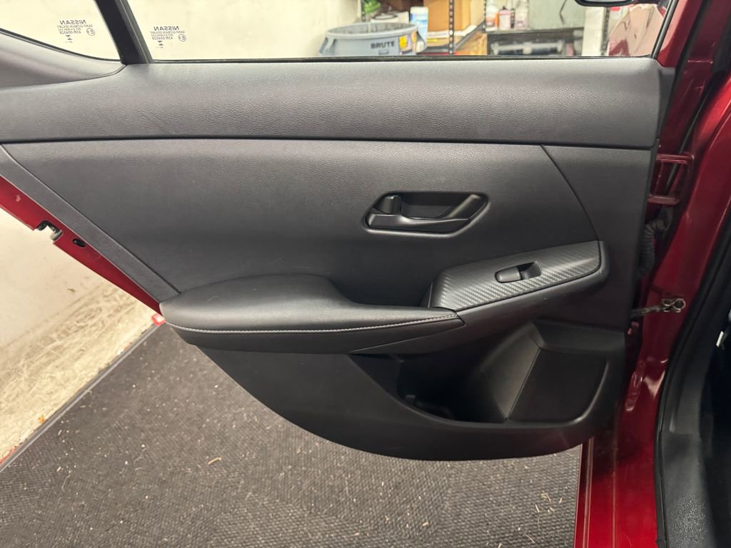 Used 2024 Nissan Sentra SV image 16