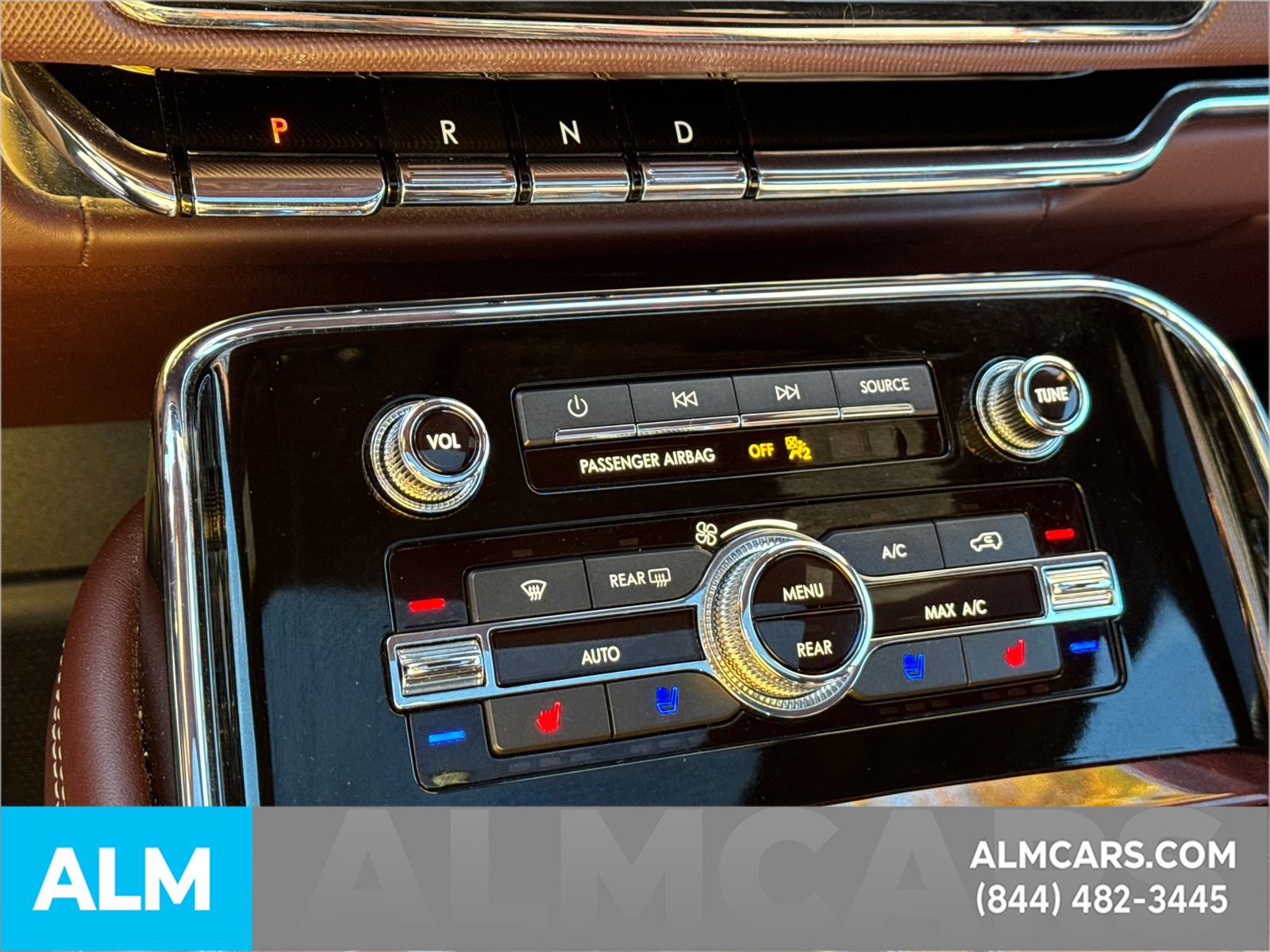 Used 2021 Lincoln Navigator Black Label w/ Cargo Convenience Package image 38