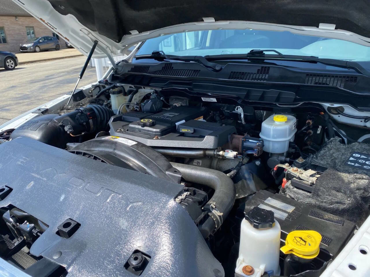 Used 2017 RAM 2500 SLT image 28