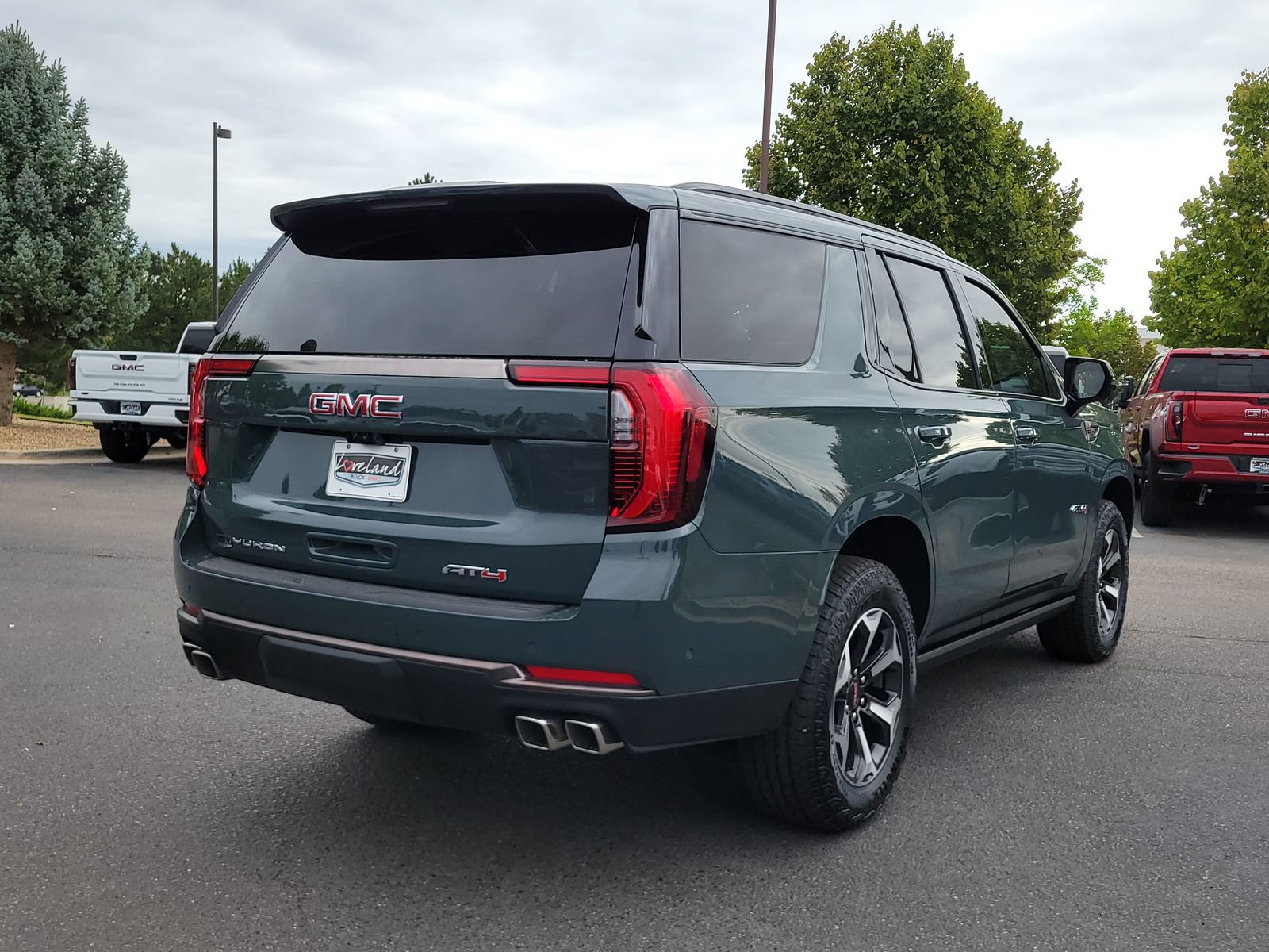 New 2026 GMC Yukon AT4 Ultimate AWD/4WD image 3