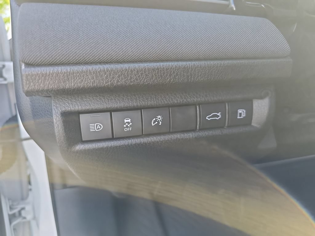 Certified 2025 Toyota Camry LE FWD image 27