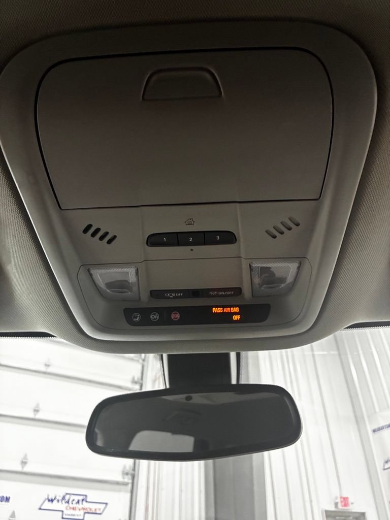Used 2019 Buick Enclave Essence FWD image 29