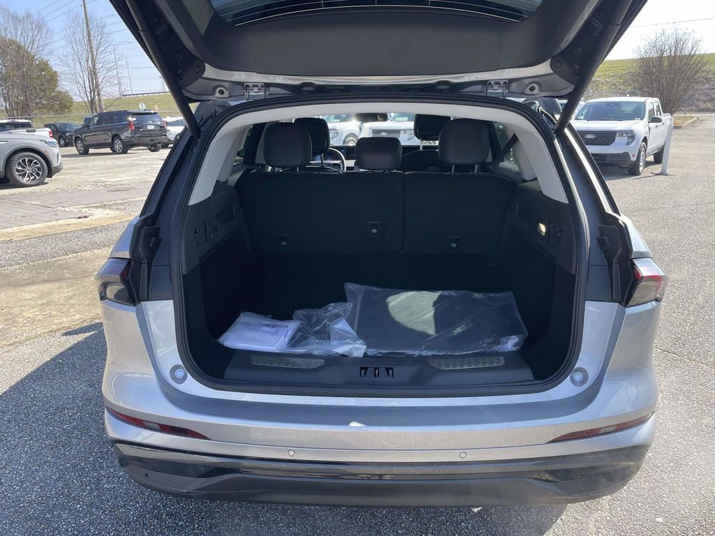 New 2026 Lincoln Nautilus Premier w/ Equipment Group 102A image 10