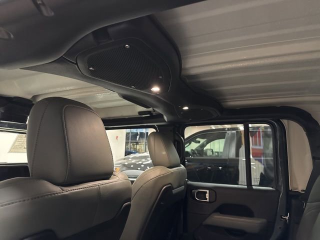 New 2026 Jeep Gladiator Mojave w/ Safety Group image 38