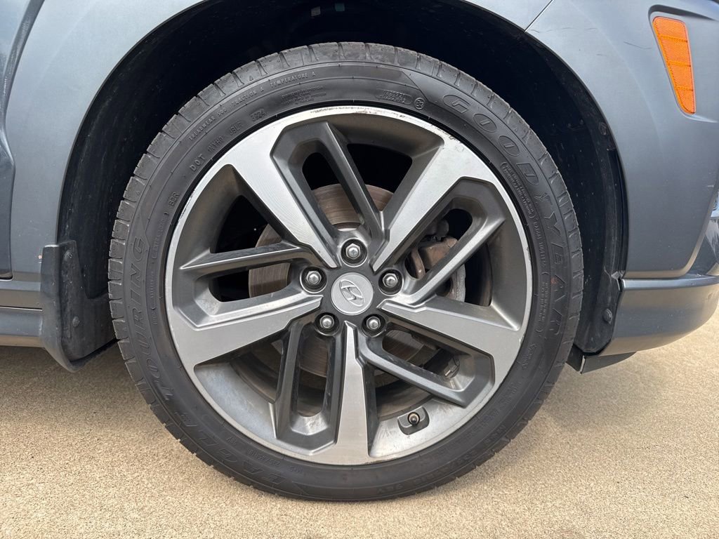Used 2018 Hyundai Kona Limited AWD/4WD image 23