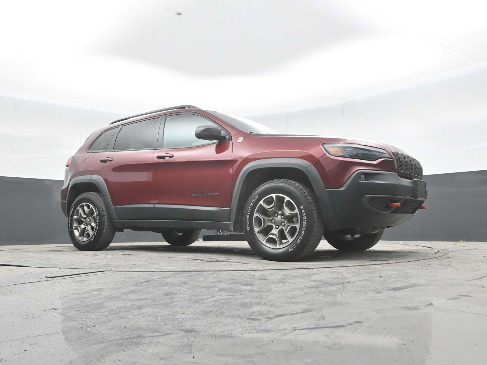 Used 2021 Jeep Cherokee Trailhawk w/ Sun, Sound & Nav Group AWD/4WD image 47