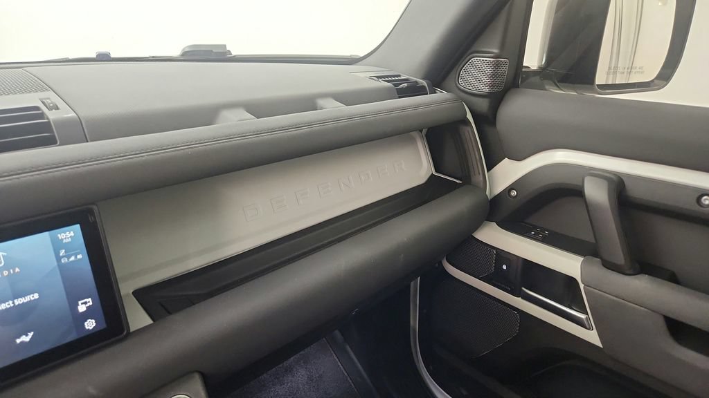 Used 2023 Land Rover Defender 90 S AWD/4WD image 22