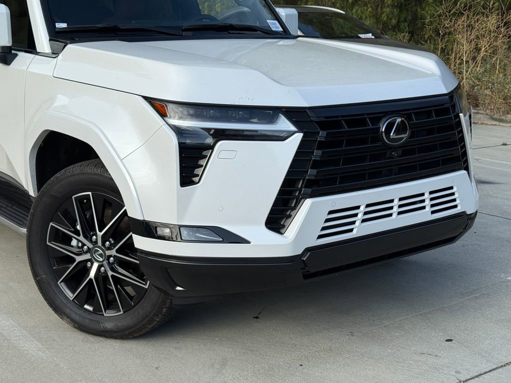 Certified 2025 Lexus GX 550 w/ Accessory Package (Z1) AWD/4WD image 5
