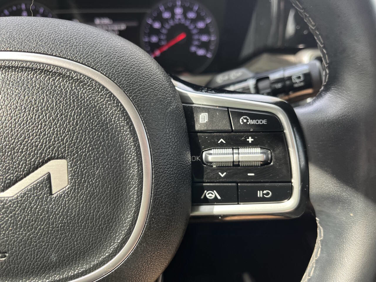 Used 2022 Kia Sorento S w/ Panoramic Sunroof Package image 17