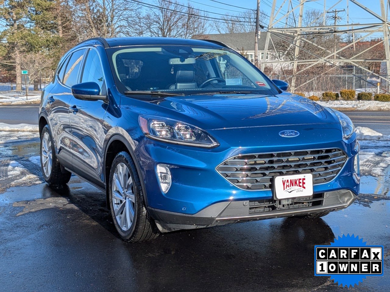 Certified 2022 Ford Escape Titanium w/ Titanium Elite Package image 32