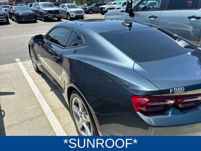 Used 2023 Chevrolet Camaro LT RWD image 3