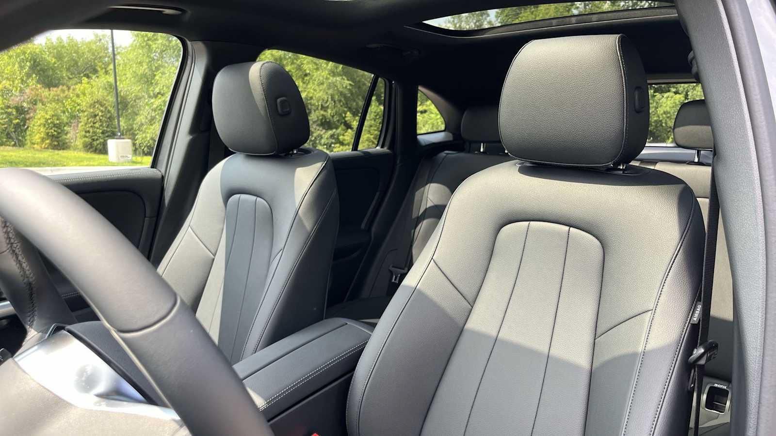 Used 2026 Mercedes-Benz GLA 250 4MATIC image 31