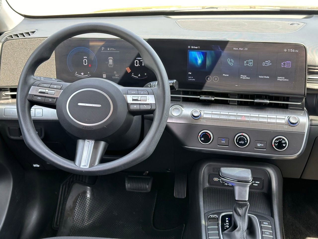 Certified 2024 Hyundai Kona SE image 17