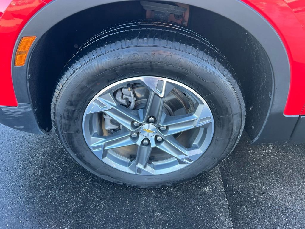 Used 2023 Chevrolet Blazer LT image 13
