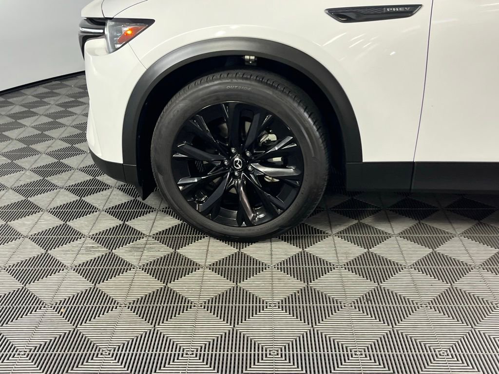 Used 2025 MAZDA CX-90 Plug-In Hybrid w/Premium Sport image 12