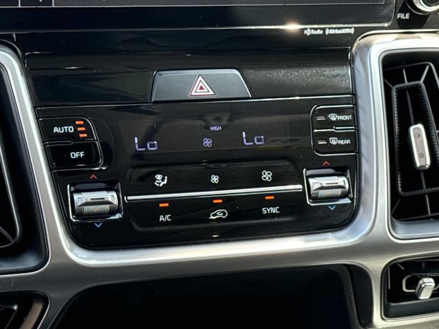 Used 2023 Kia Sorento S w/ Panoramic Sunroof Package AWD/4WD image 22