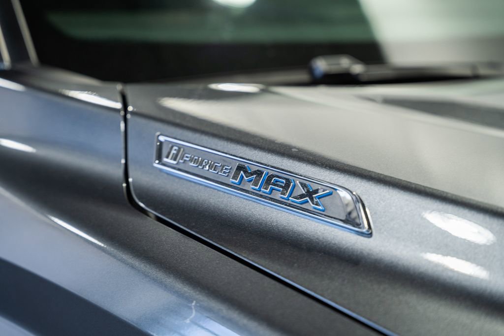 New 2026 Toyota Sequoia Platinum AWD/4WD image 17