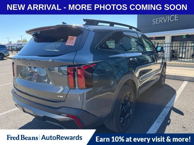 Used 2025 Kia Sorento SX Prestige AWD/4WD image 7