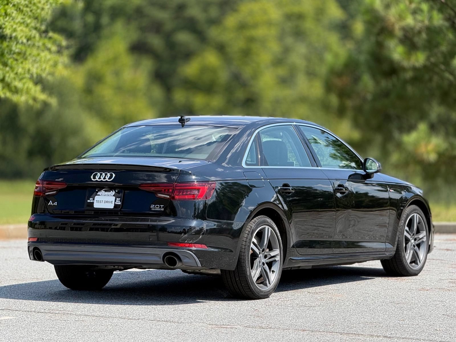 Used 2018 Audi A4 2.0T Premium Plus w/ Premium Plus Package AWD/4WD image 11
