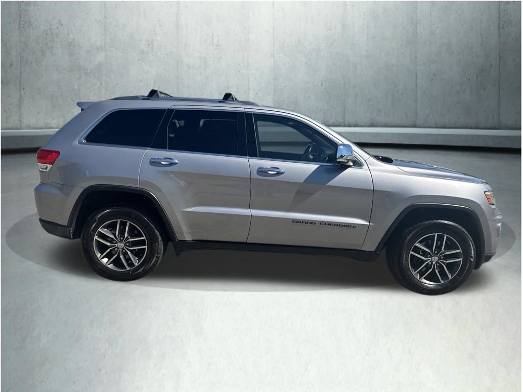 Used 2017 Jeep Grand Cherokee Limited AWD/4WD image 7