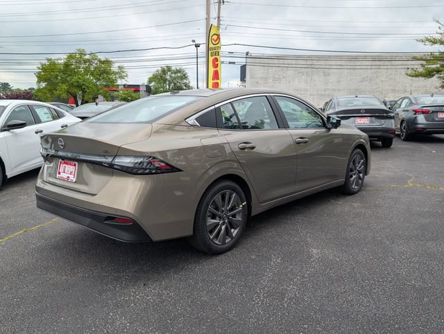 New 2026 Nissan Sentra SL w/ Floor Mat Package FWD image 2