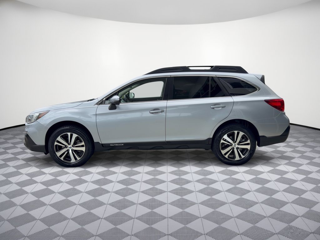 Used 2019 Subaru Outback 2.5i Limited AWD/4WD image 2