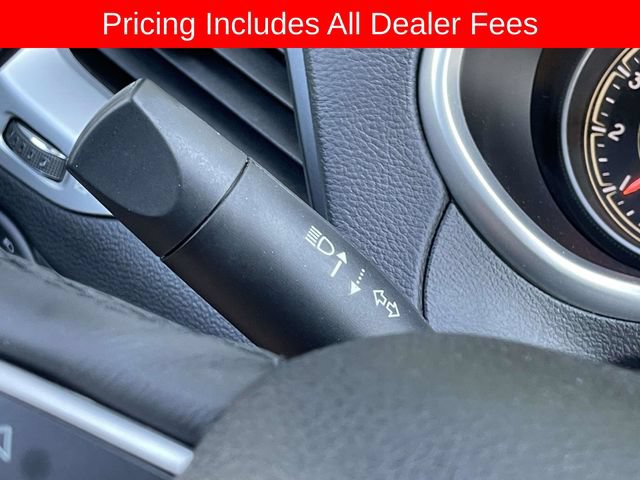 Used 2017 Jeep Cherokee Trailhawk AWD/4WD image 31