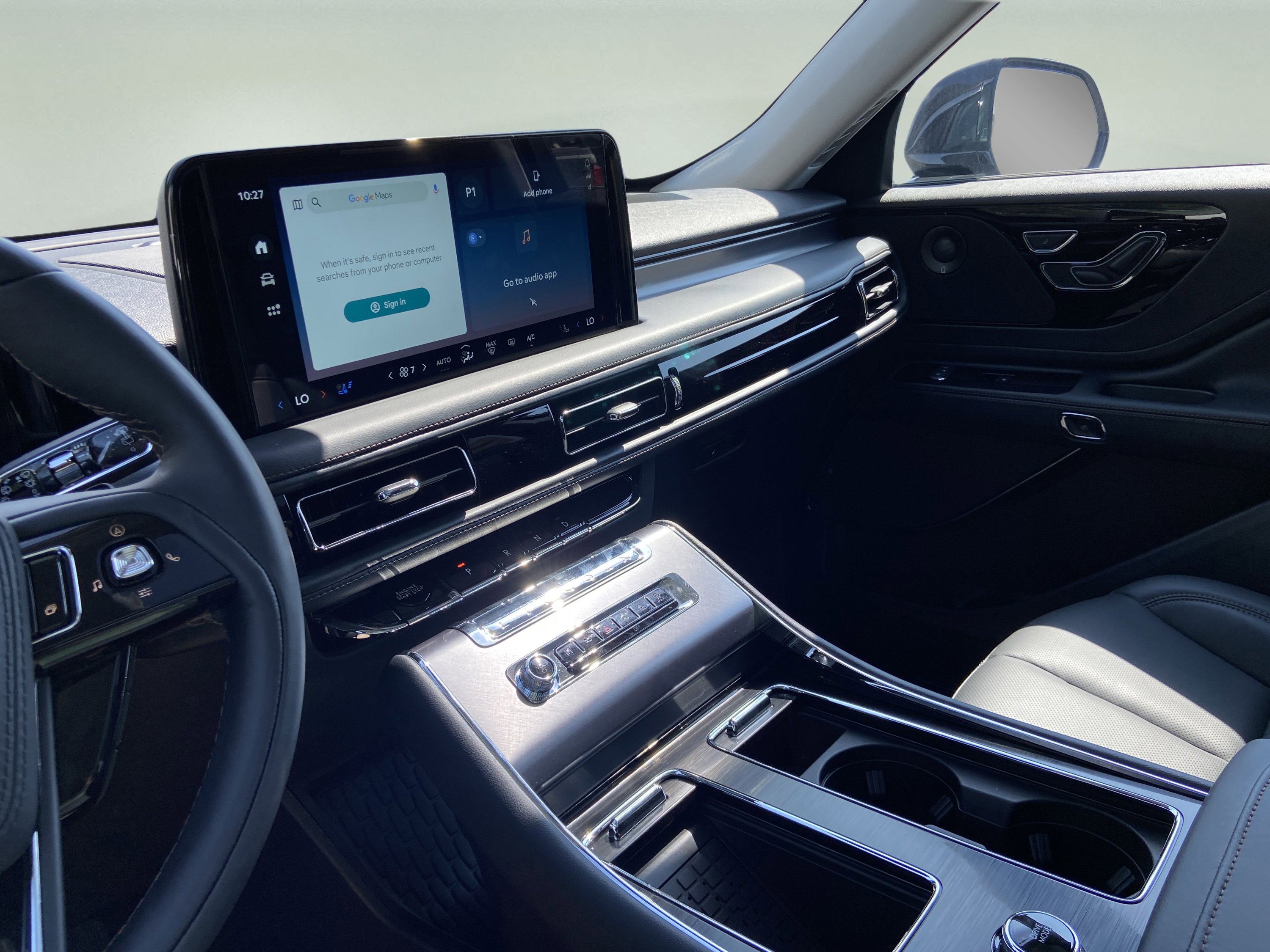 New 2025 Lincoln Aviator AWD w/ Equipment Group 101A image 15