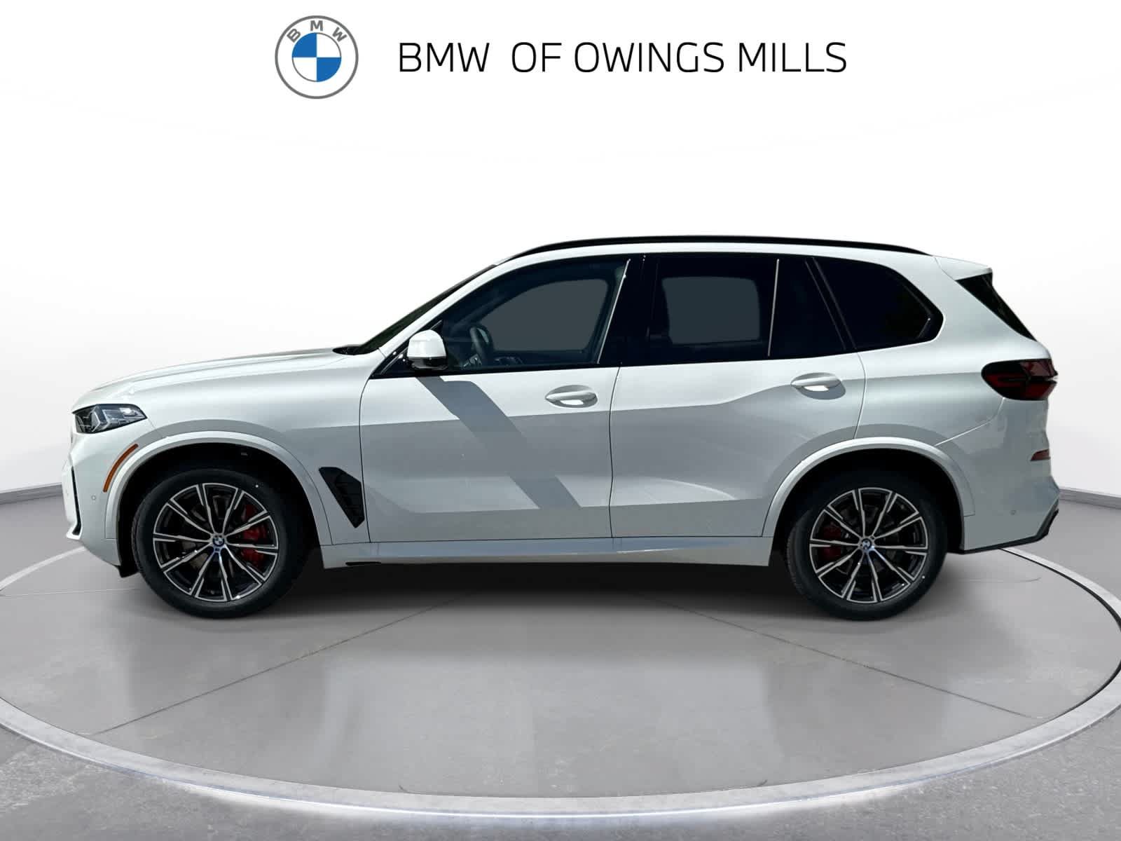 New 2026 BMW X5 xDrive40i w/ M Sport Package AWD/4WD image 5