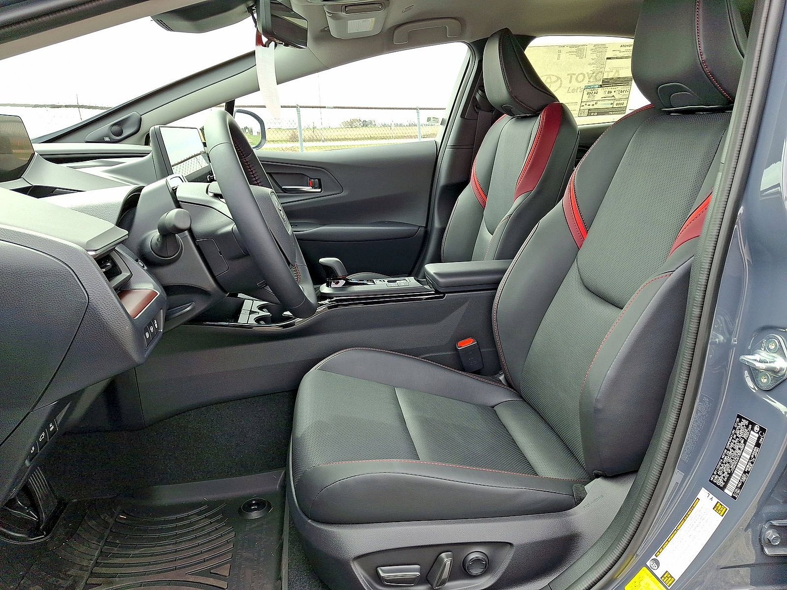 New 2026 Toyota Prius Plug-In Hybrid FWD image 14