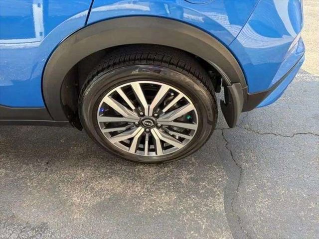 Used 2023 Nissan Kicks SV image 13