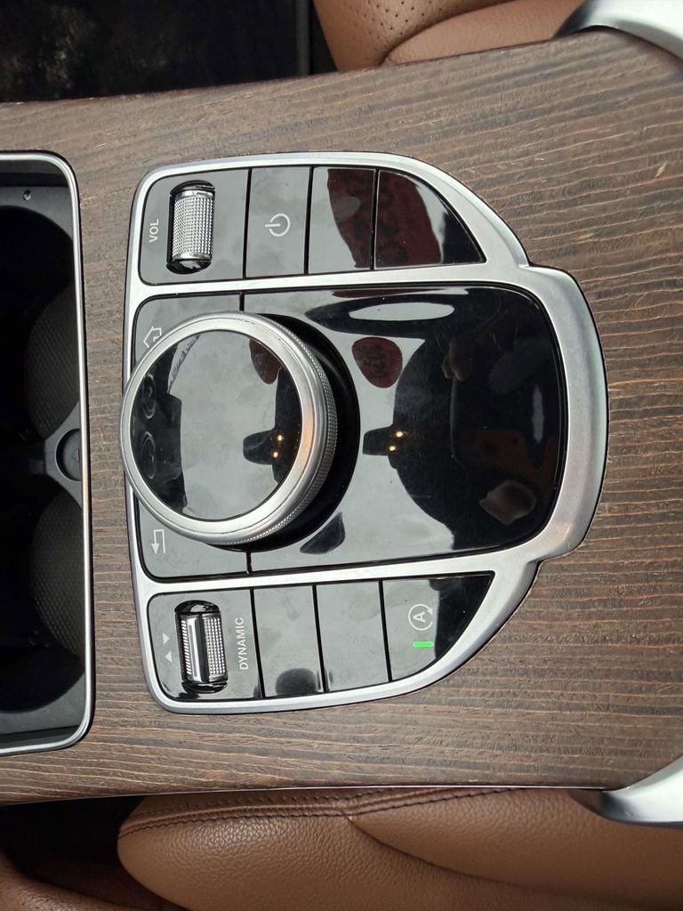 Used 2020 Mercedes-Benz C 300 4MATIC Sedan image 22