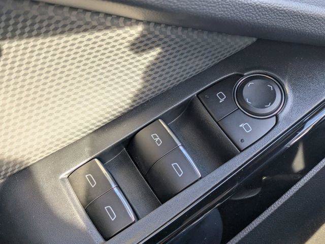 New 2026 Chevrolet Equinox RS w/ Convenience Package III image 27