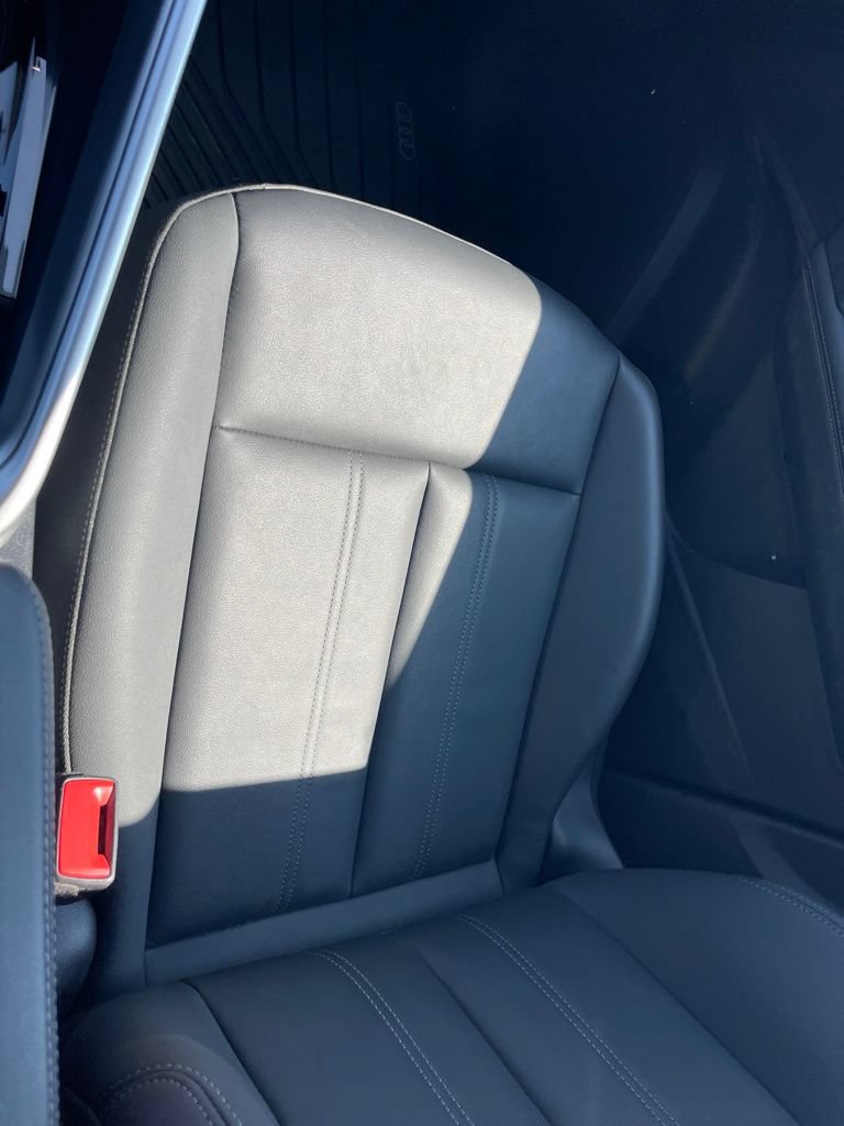 Used 2025 Audi Q5 Premium w/ Convenience Package AWD/4WD image 8