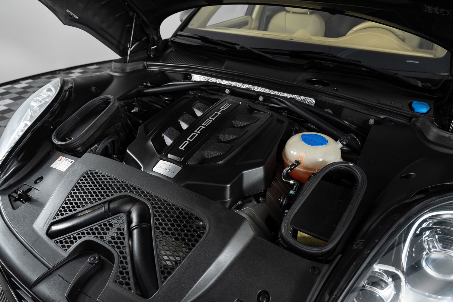 Used 2016 Porsche Macan S image 41